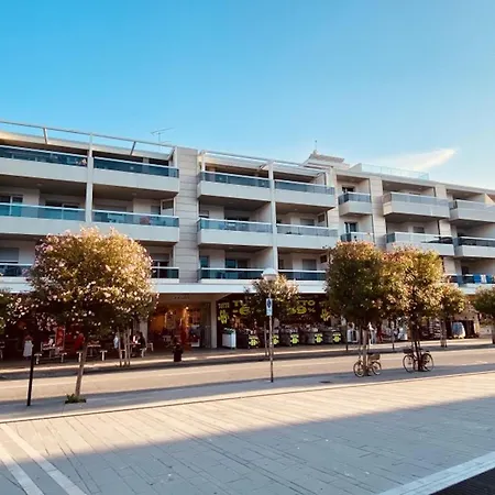 Apartman Cozy 200m From The Sea *